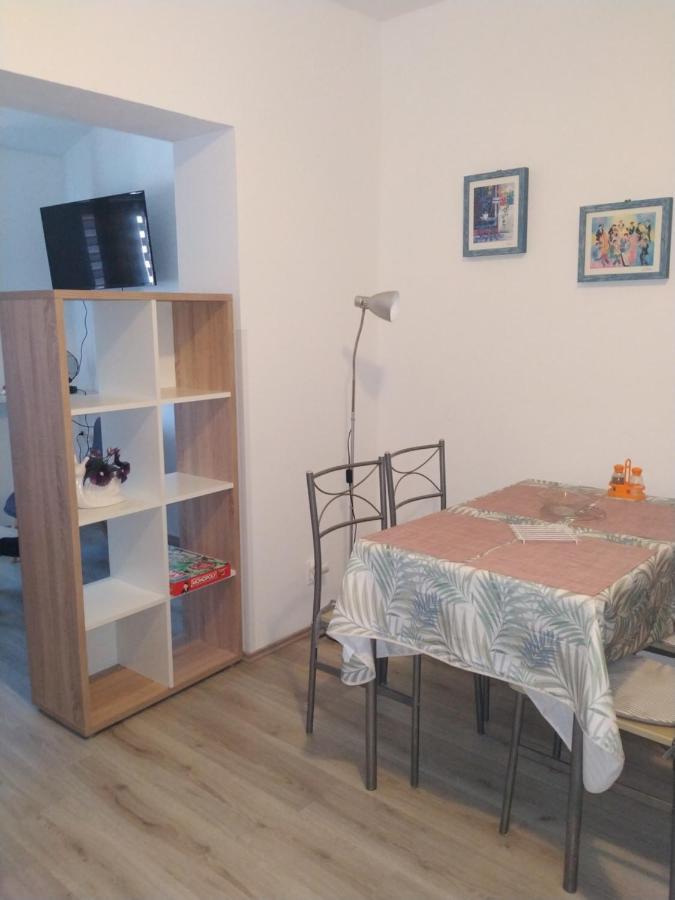 Apartment Zlatko Pula