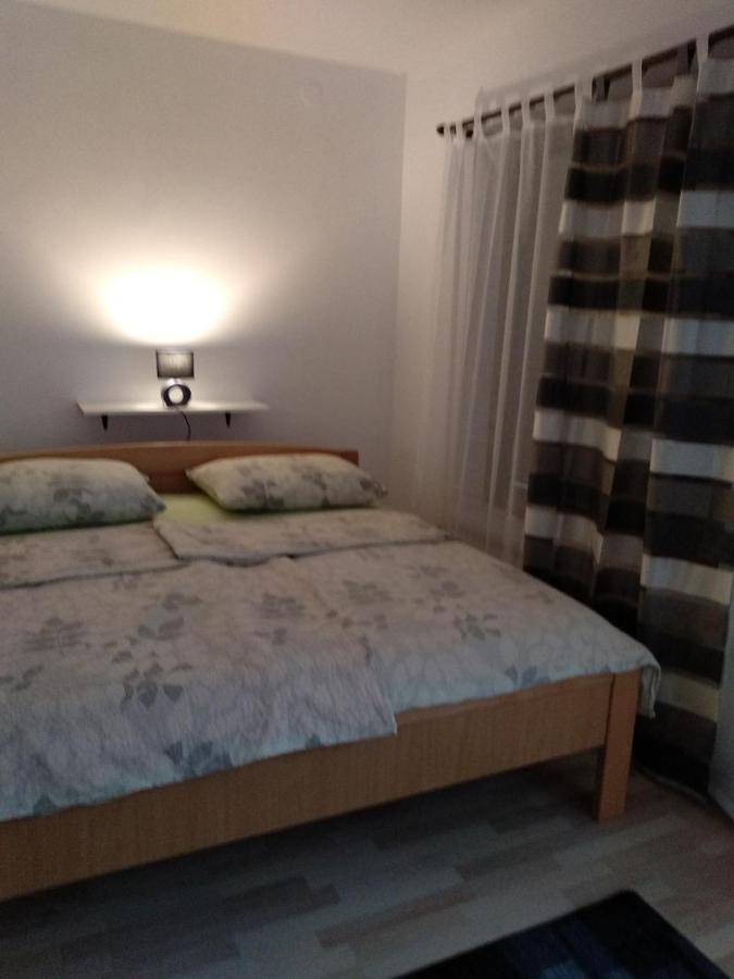 Apartment Zlatko Pula